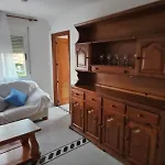 Apartamento De Tres Habitaciones A 3 Minutos De La Playa Para 6 Personas