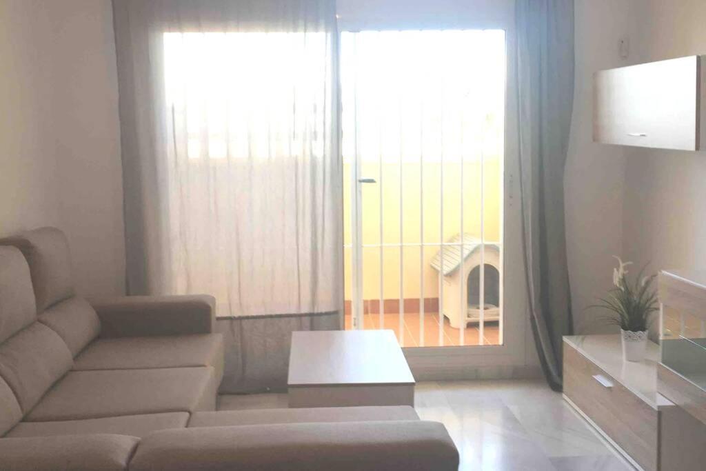 A 600 M De La Playa Y El Castillo Santa Ana Apartamento *