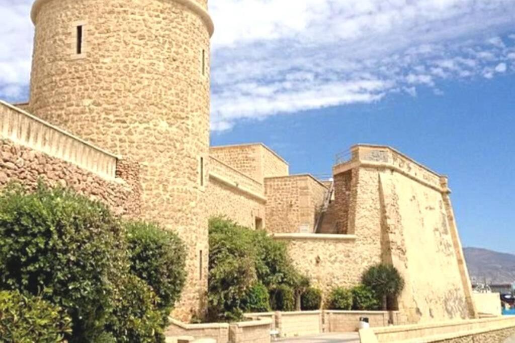 A 600 M De La Playa Y El Castillo Santa Ana Roquetas de Mar