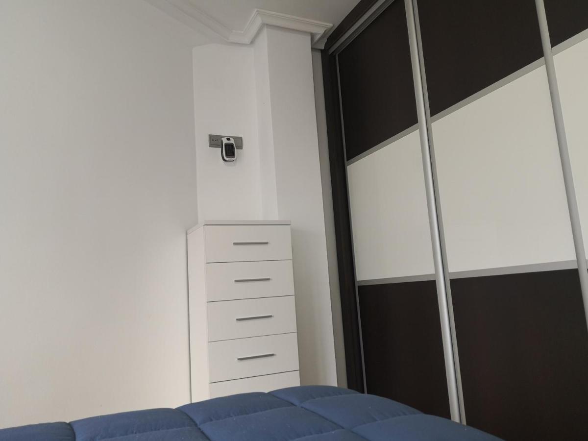 Apartamento Atico En El Centro. Roquetas De Vacaciones *