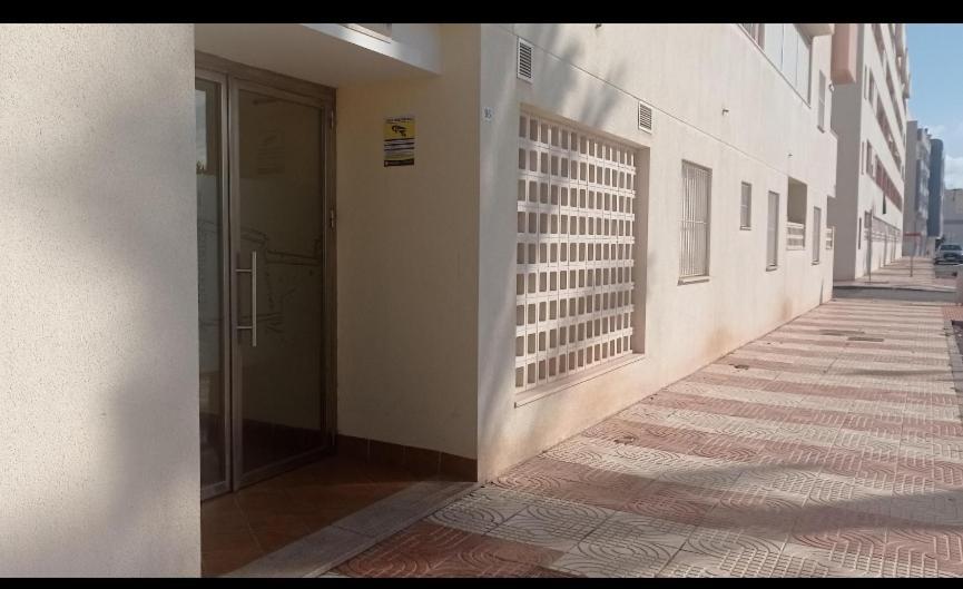 A 600 M De La Playa Y El Castillo Santa Ana Apartamento *