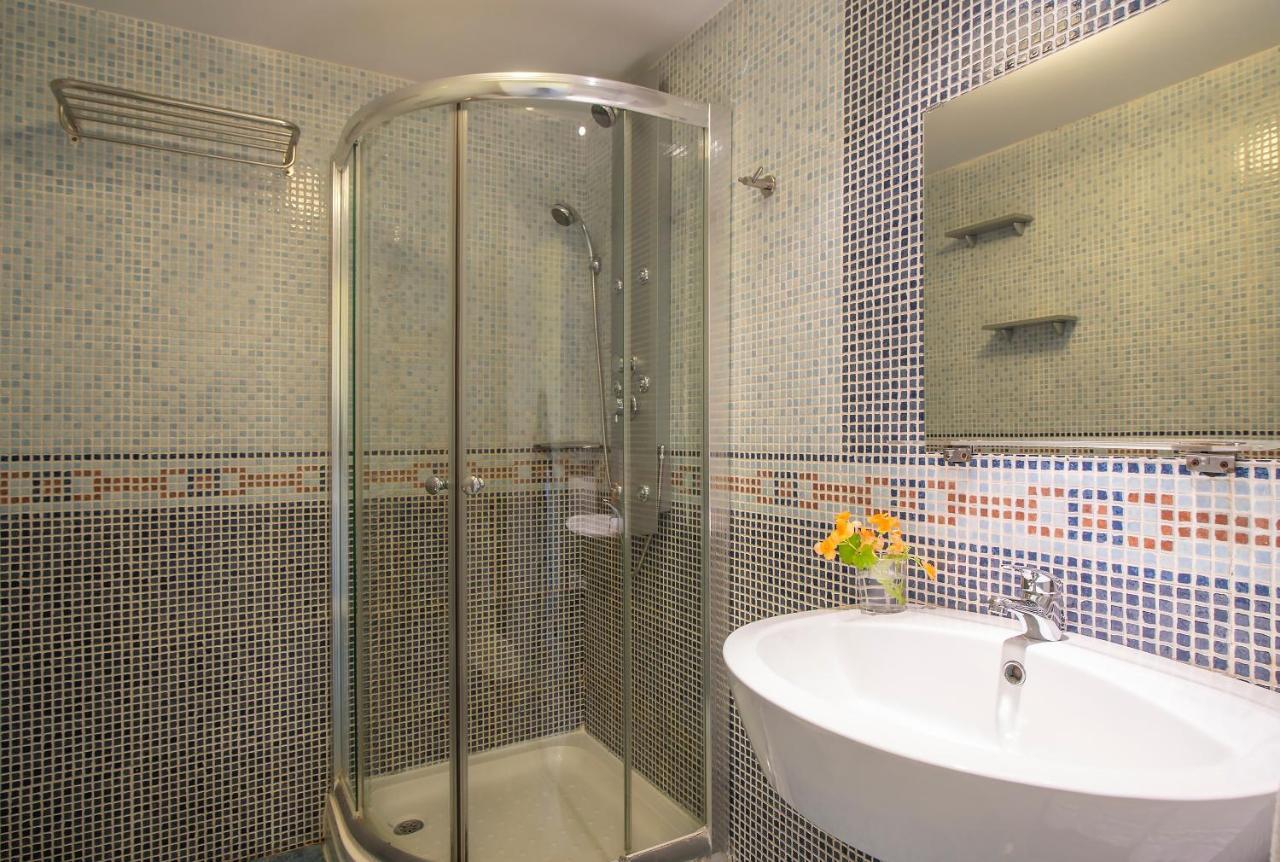 Apartment Pierre & Almeria