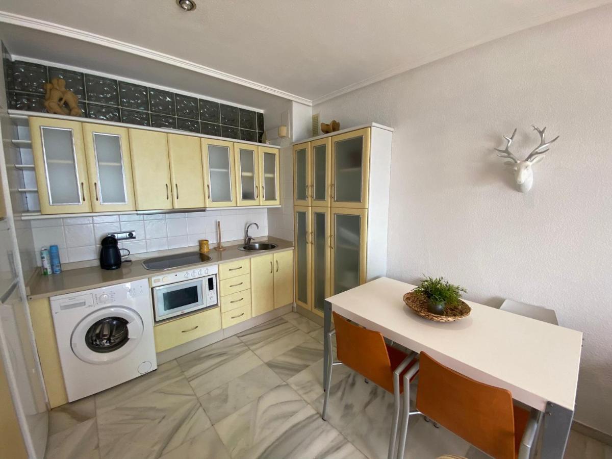 En Primera Línea De Playa Apartamento