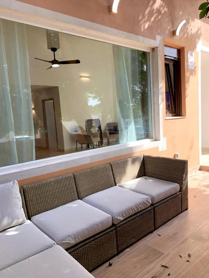 Casa Playa: Spacious 12-person Retreat With Pool And Beachside Comfort Holiday home