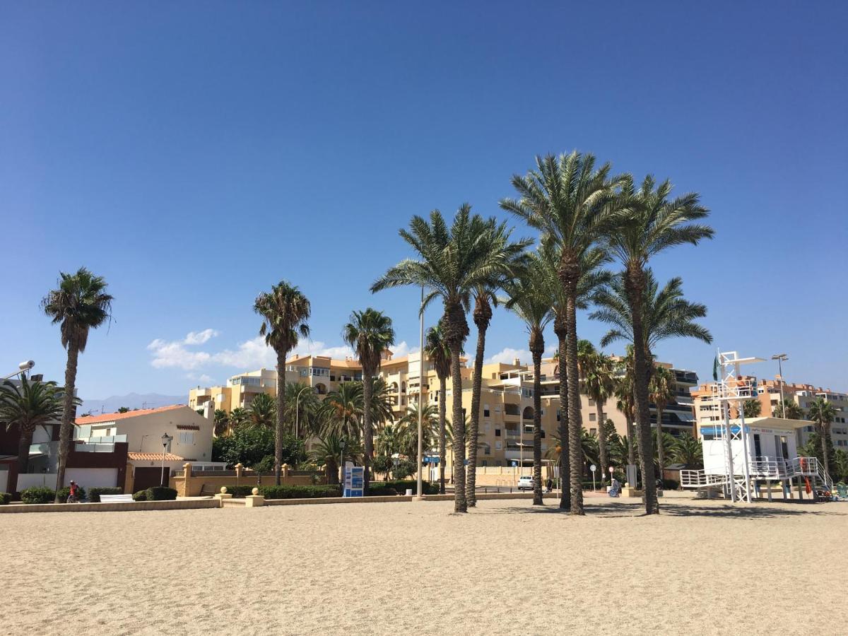 ático Almería. Paseo Marítimo Apartamento *