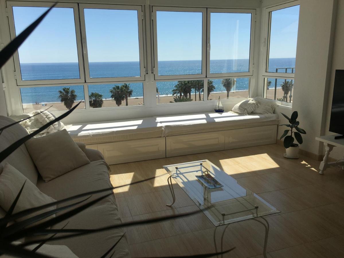 ático Almería. Paseo Marítimo Apartamento