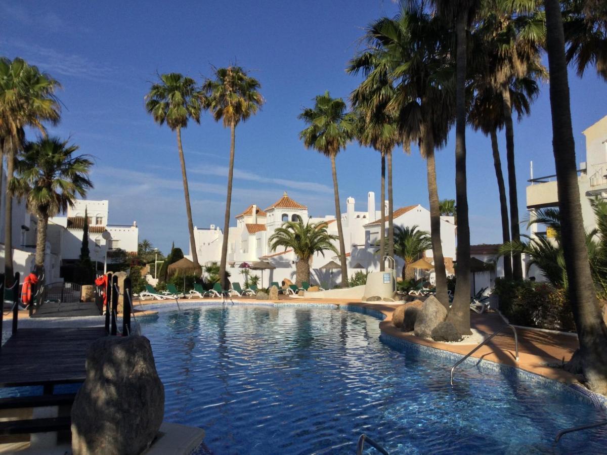 Apartamento Bajó En El Campo De Golf, Orientación Ideal Todo El Año Piscina-terraza Solárium-wifi-sat Roquetas de Mar