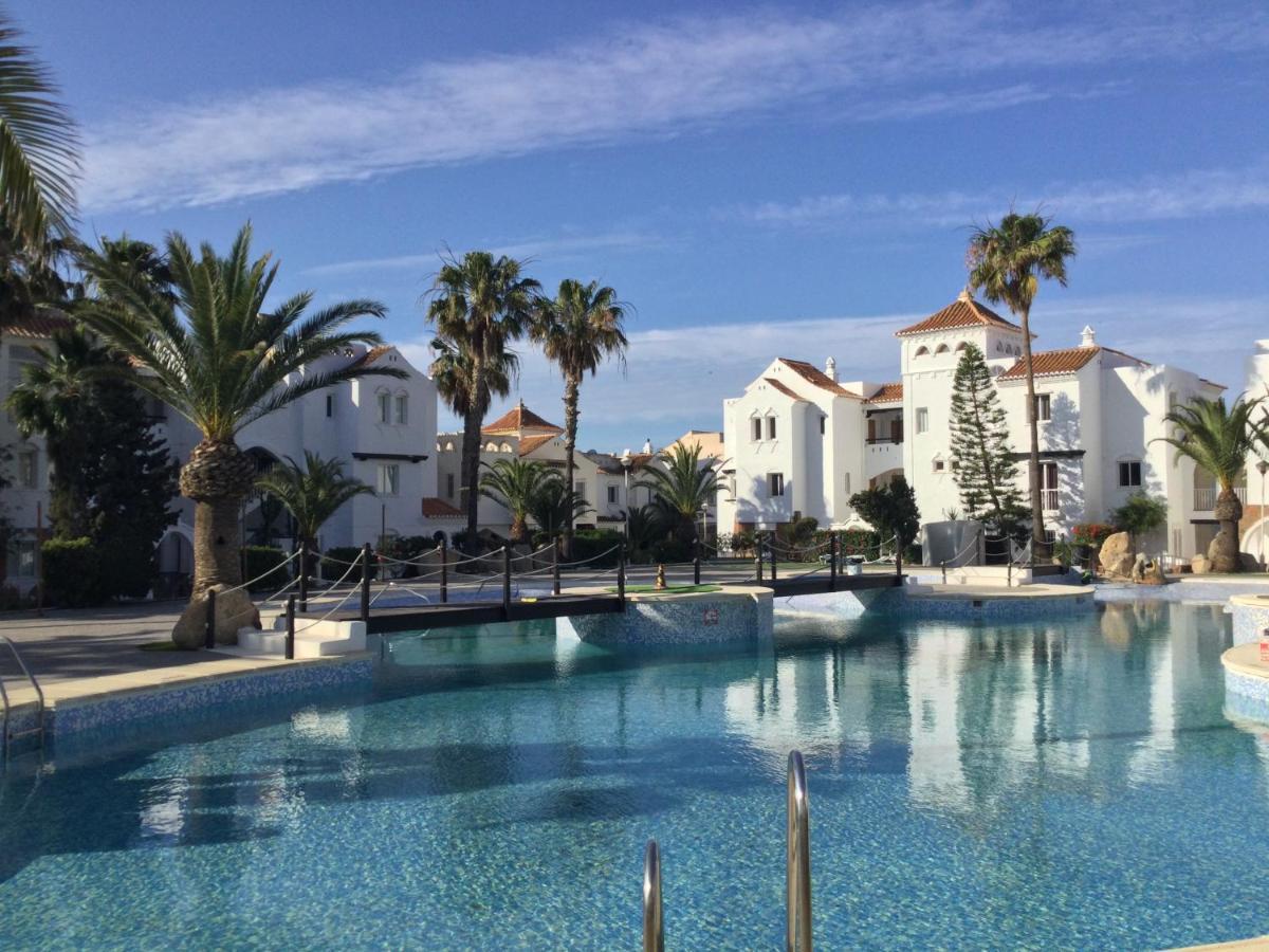 Apartamento Bajó En El Campo De Golf, Orientación Ideal Todo El Año Piscina-terraza Solárium-wifi-sat Roquetas de Mar