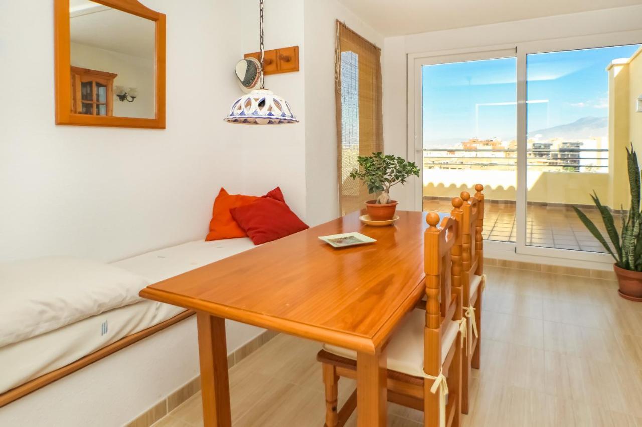 ático Almería. Paseo Marítimo Apartamento