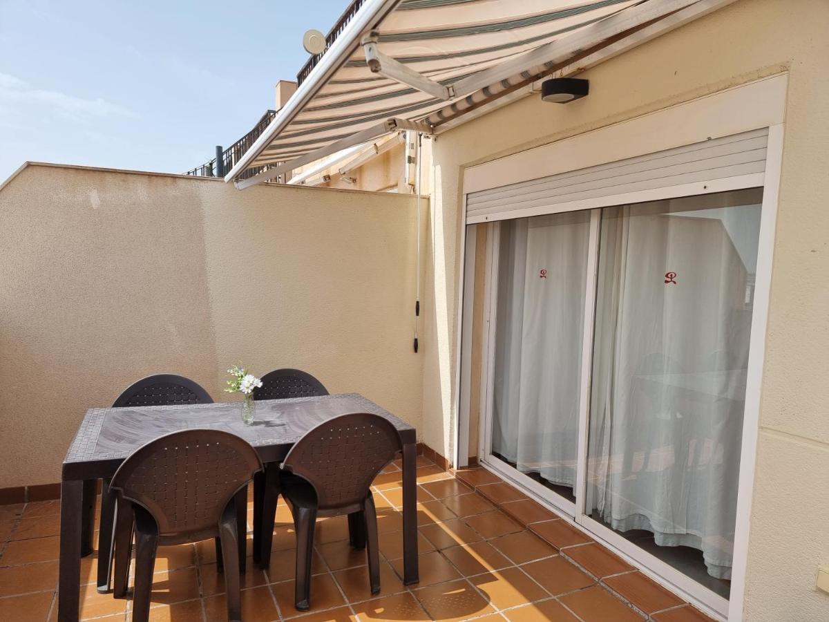 Apartamento 2 Bedroomed, Penthouse With Sea And Mountain Views Roquetas de Mar