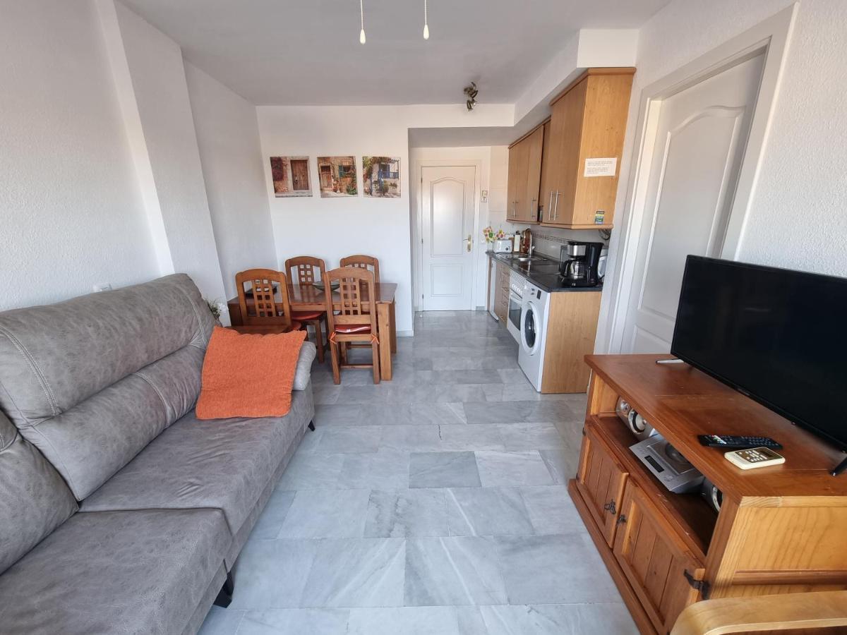 2 Bedroomed, Penthouse With Sea And Mountain Views Apartamento Roquetas de Mar