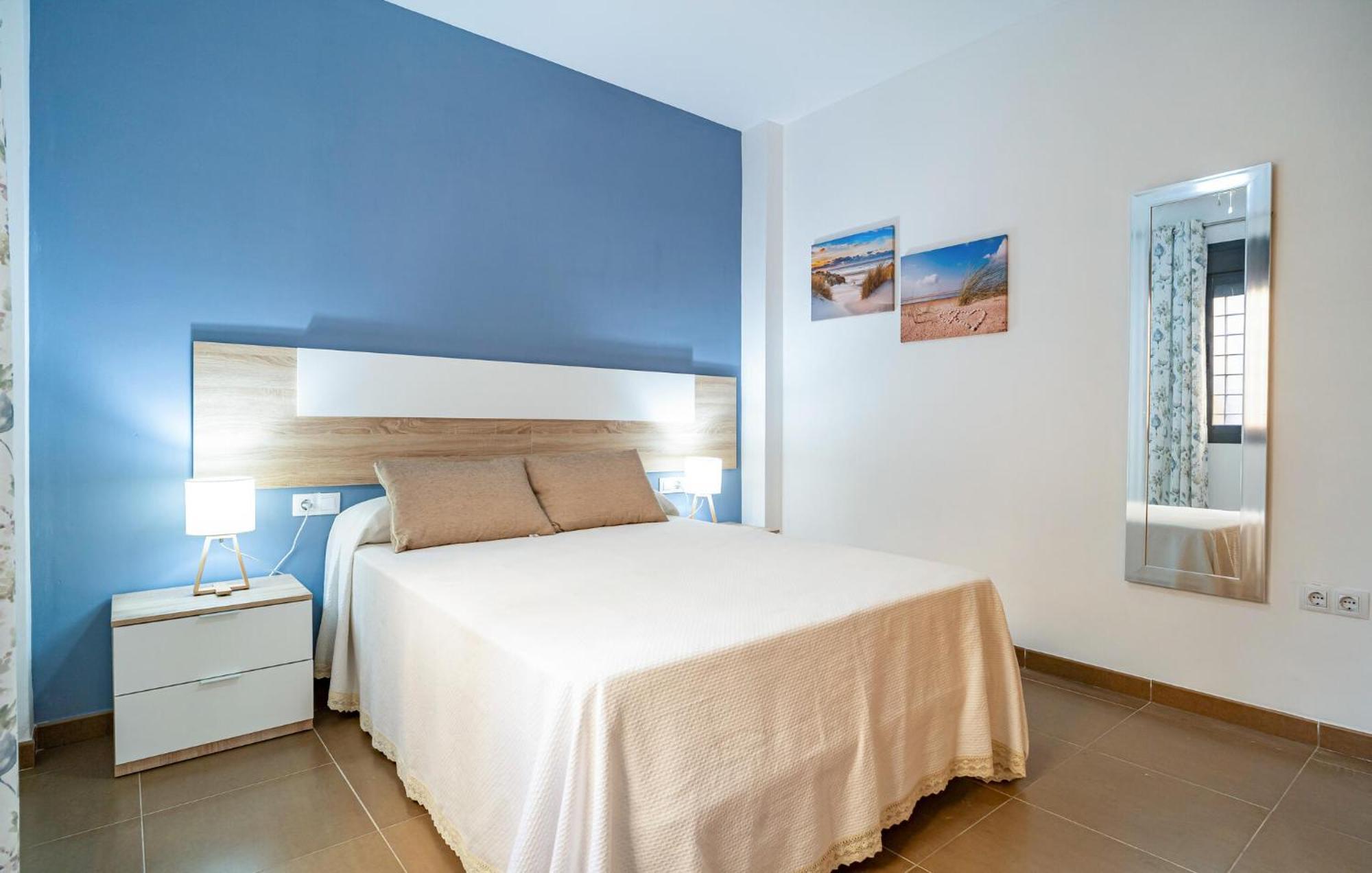 Apartamento 1 Bedroom Gorgeous In Roquetas de Mar