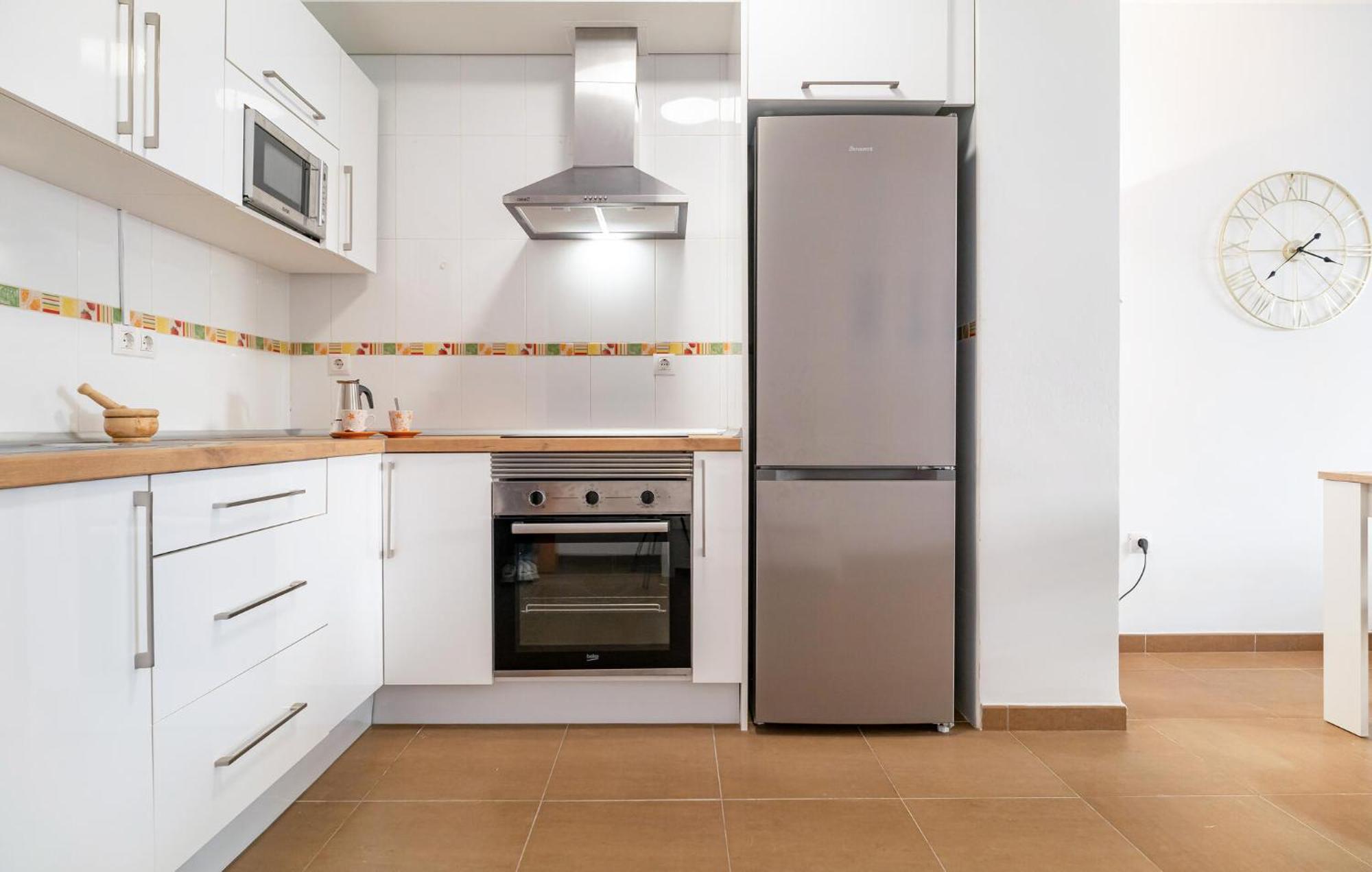 Apartamento 1 Bedroom Gorgeous In Roquetas de Mar