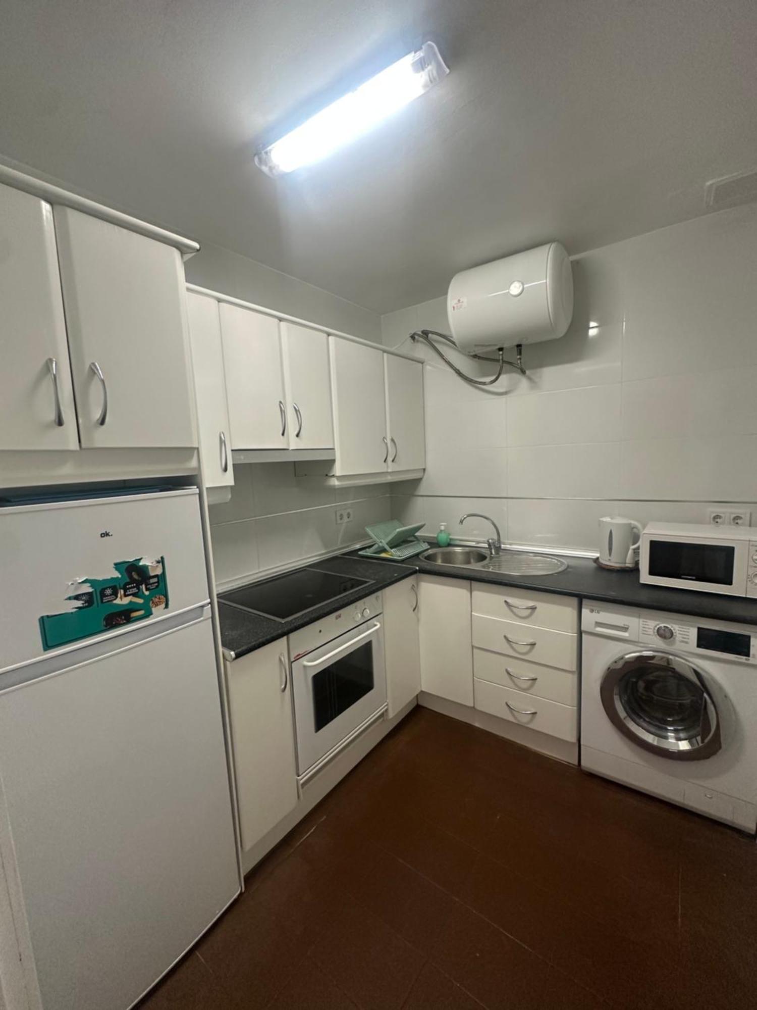 Apartamento Don Paco 1-linea Playa-piscina-aire Acondicionado-parking