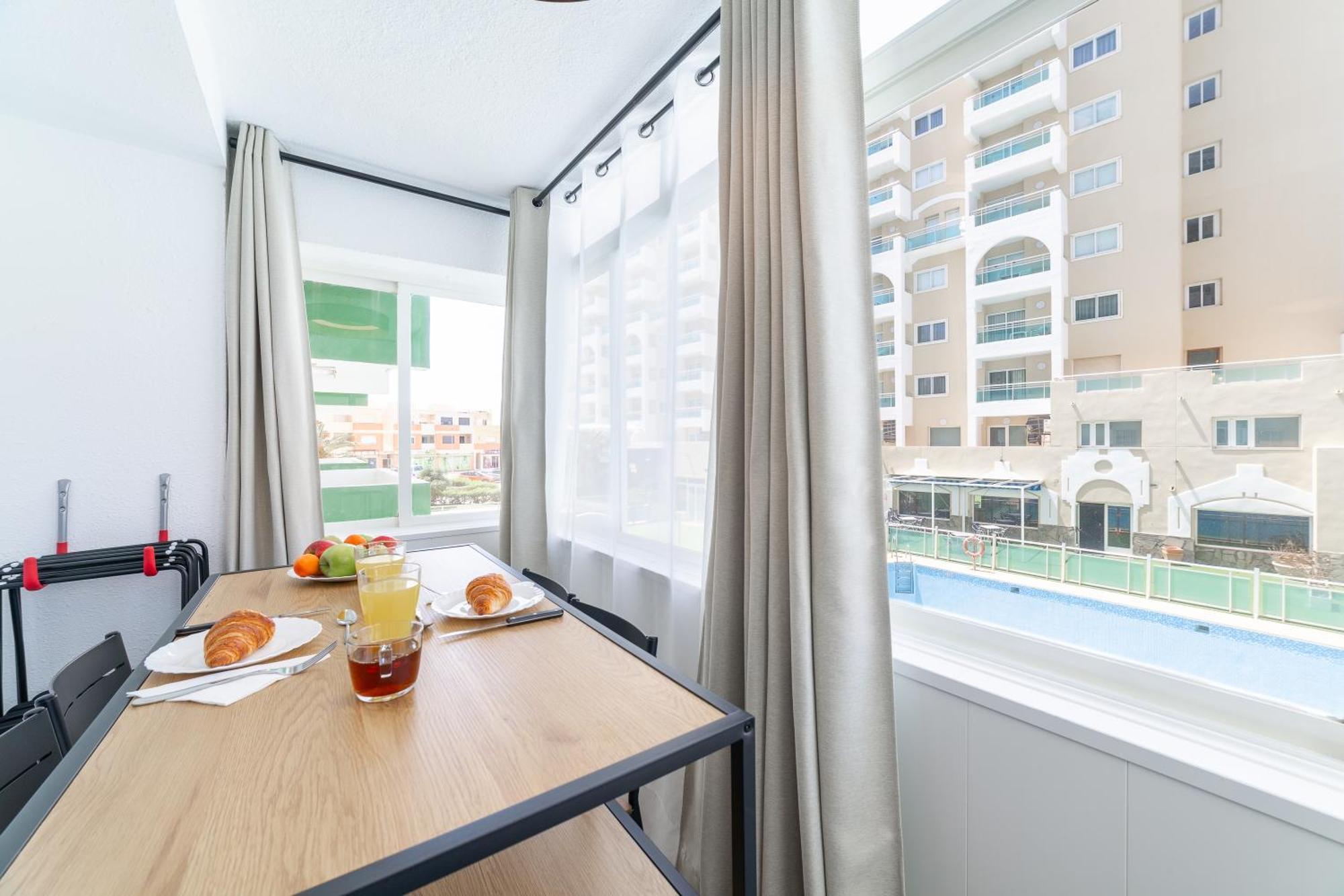 Trendyhomes Gaviotas, Playa A Un Par De Minutos Andando Y Aire Acondicionado Roquetas de Mar