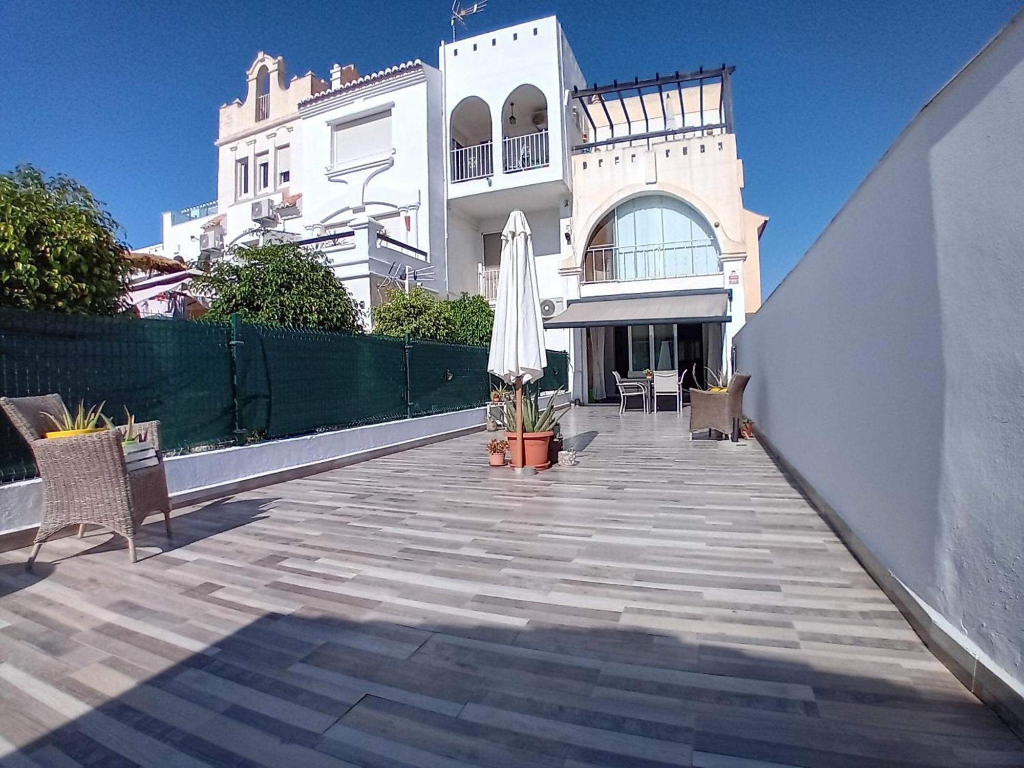 Bajó En El Campo De Golf, Orientación Ideal Todo El Año Piscina-terraza Solárium-wifi-sat Apartamento *