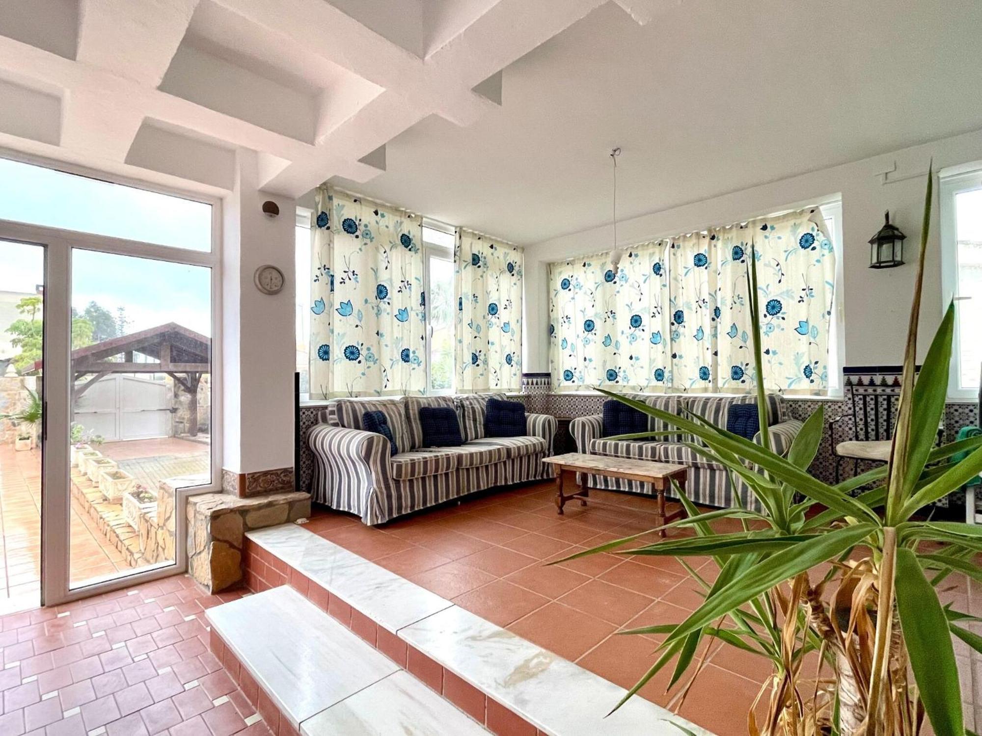 In Roquetas With Garden And Private Pool Villa