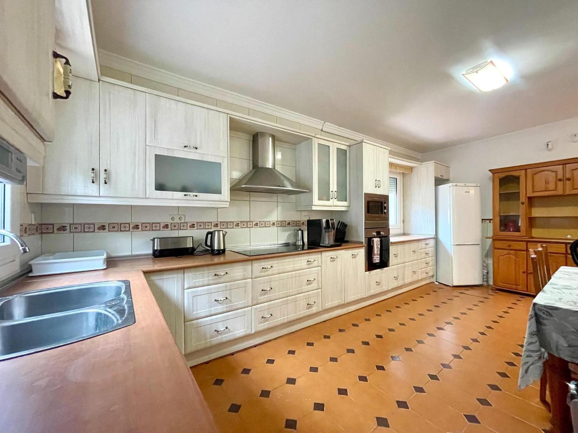 In Roquetas With Garden And Private Pool Villa *