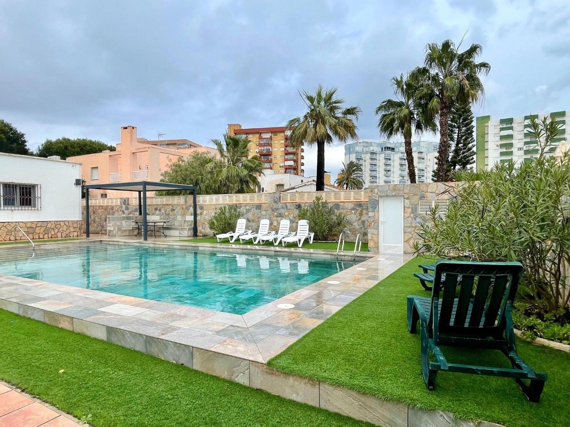 Villa In Roquetas With Garden And Private Pool Roquetas de Mar