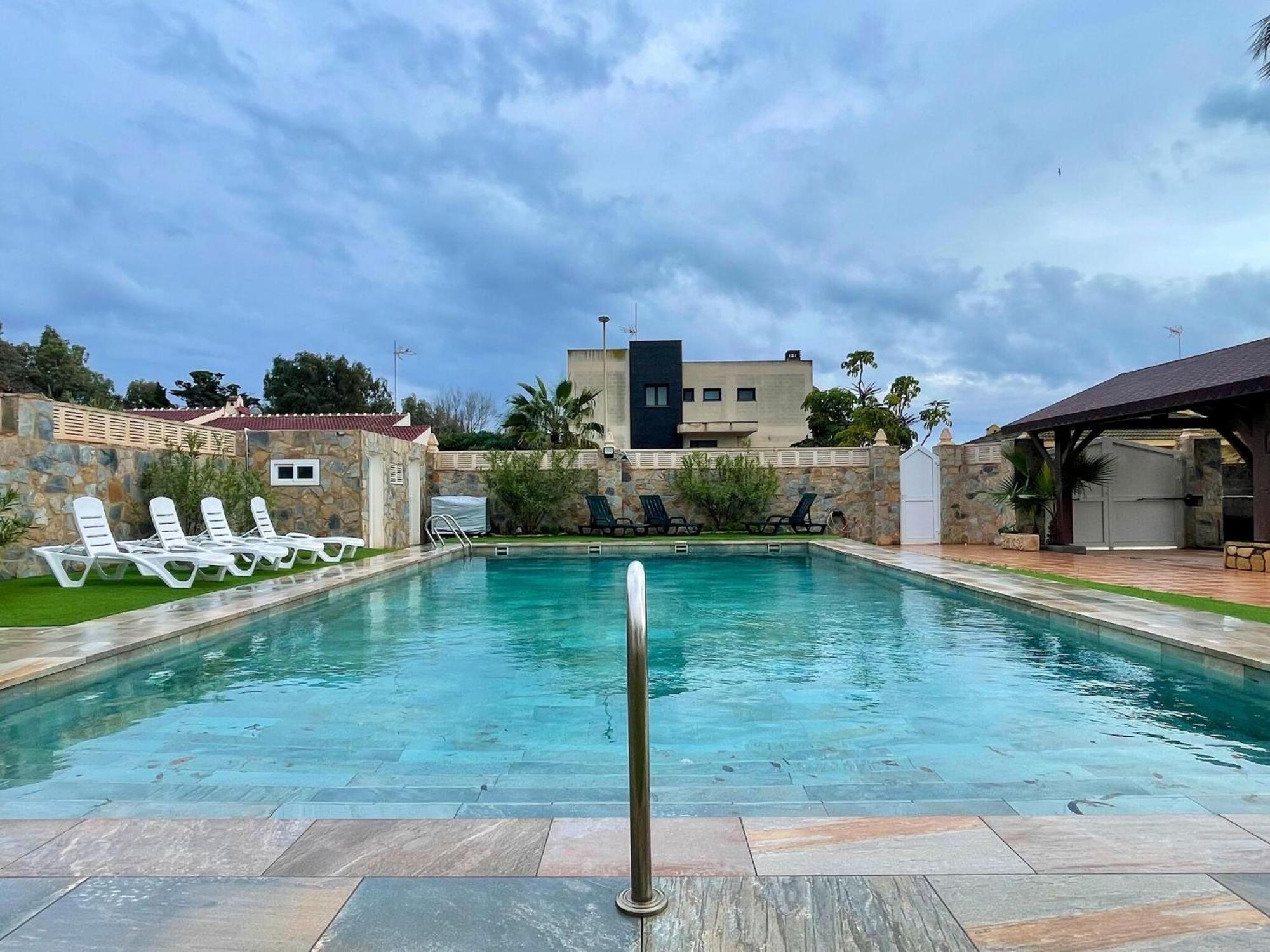 In Roquetas With Garden And Private Pool Roquetas de Mar
