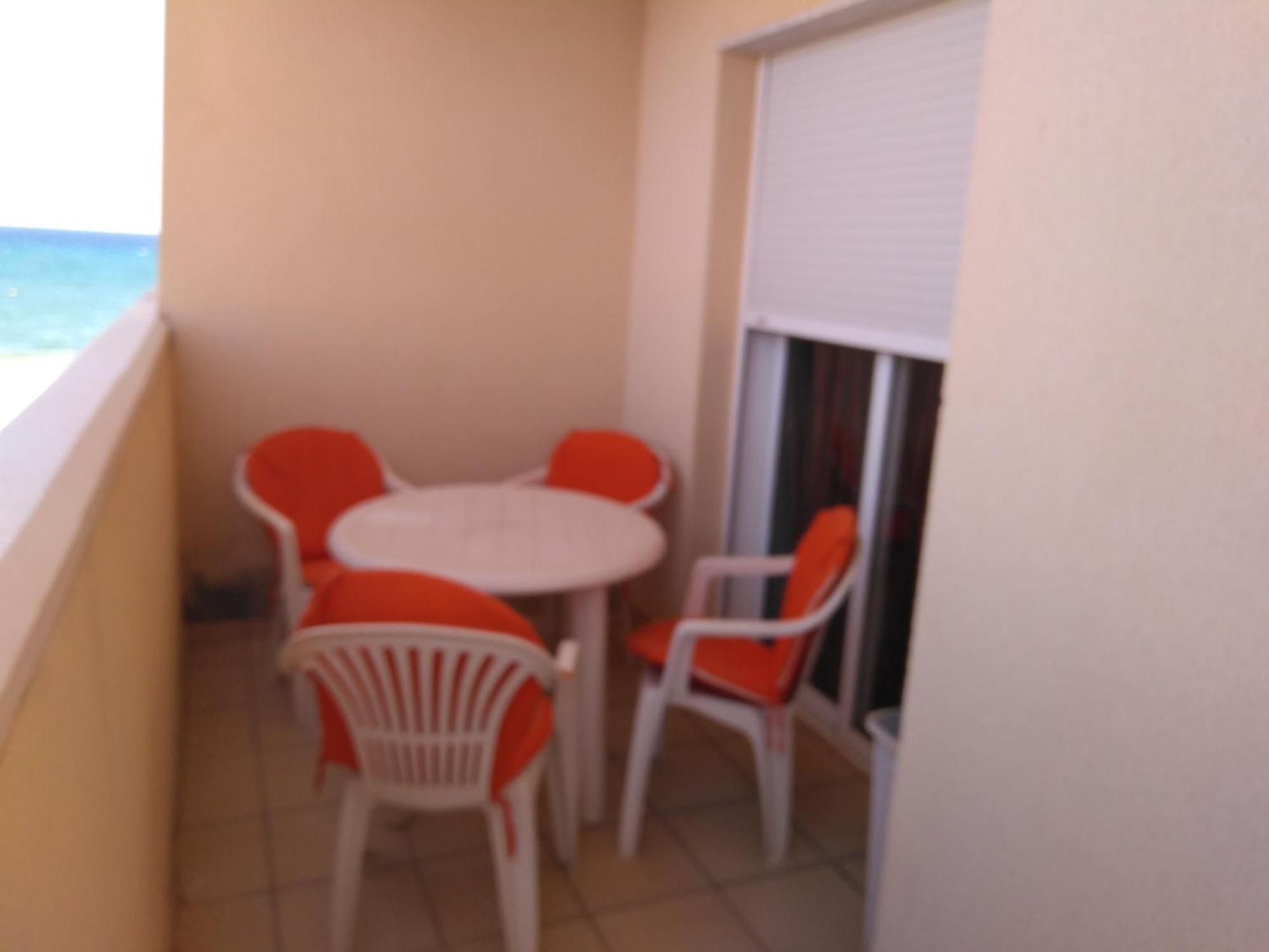 Primera Linea De Playa Apartamento