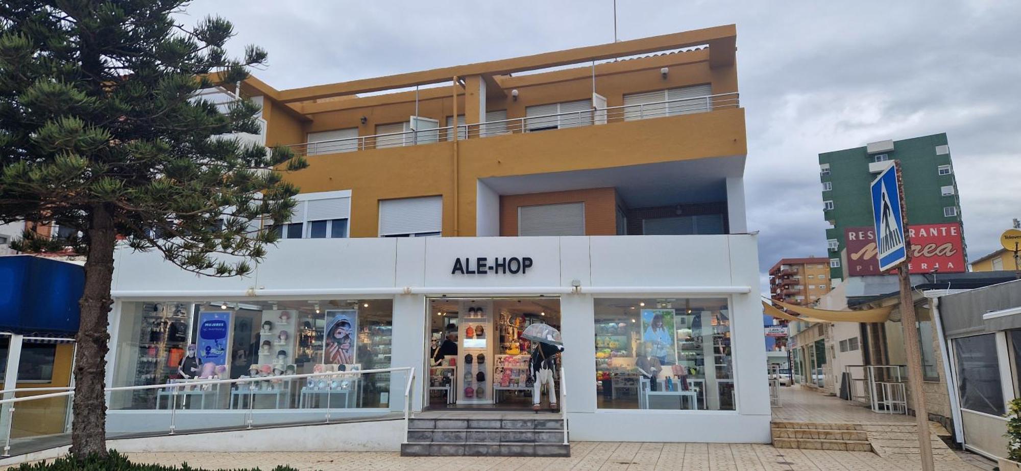 Atico Frente Al Mar, Un 