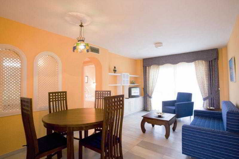 Fenix Beach Hotel *