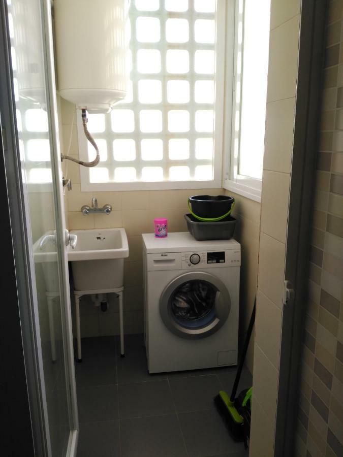 Entre El Mar Y El Golf. Wifi Privado. Apartamento *