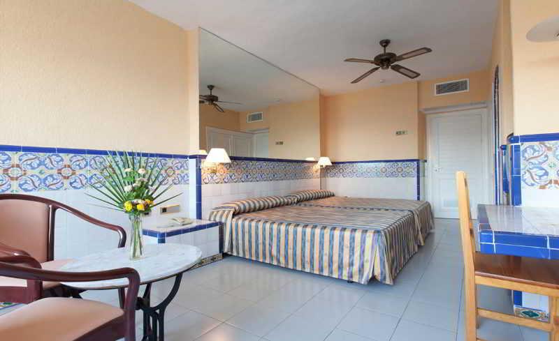 Playalinda Hotel