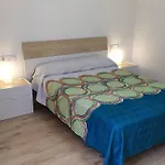Coqueto apartamento con terraza en la playa