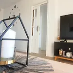 Palm Tower Apartment