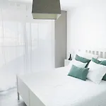 Bonito Apartamento Ideal Para Familias Con Piscina Y Pista De Padel En Roquetas