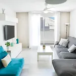 Bonito Apartamento Ideal Para Familias Con Piscina Y Pista De Padel En Roquetas