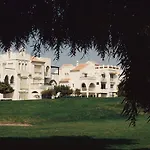 Apartamentos Golf Center