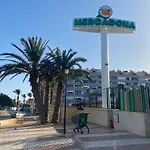 Magnifico Atico Con Vistas Al Mar Y Piscina De 1 Dormitorio Con Solarium, Wifi, Netfix