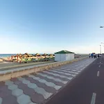 Las Buganvillas