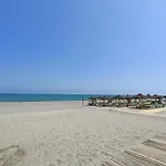 Apto Tropicana Con Salida Directa Al Mar Y Piscina