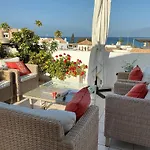 Large Villa Private Pool And Garden Near Beach