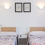 Hostal Moya