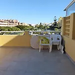 Beautiful 2 Bedroom, 2 Bathroom Apartment