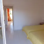 Beautiful 2 Bedroom, 2 Bathroom Apartment