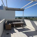 Beautiful 2 Bedroom Penthouse