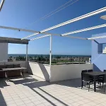 Beautiful 2 Bedroom Penthouse