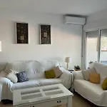 Lovely 2 Bedroom Apartment At 100 Meters From The Beach