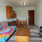 Retro Mint - Las Cigueenas