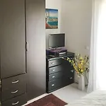 Spacious 2-Bedroom Apartment With 3 Large Terraces And Wifi In Roqueta