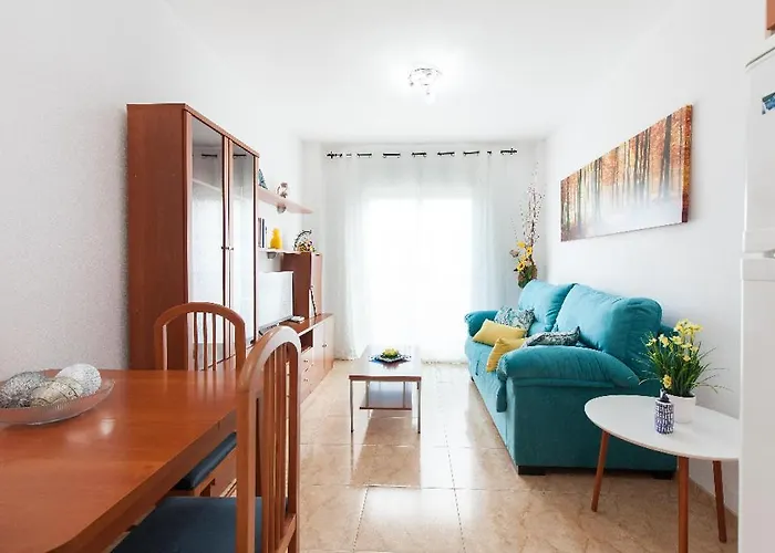Fantastico Apartamento En El Centro De Roquetas, 300Mb Optic Fiber High Speed Internet, Smart Tv