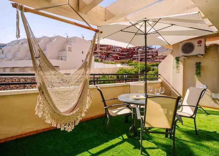 5Th Level - Terrace, Pool, Paddle, Wifi