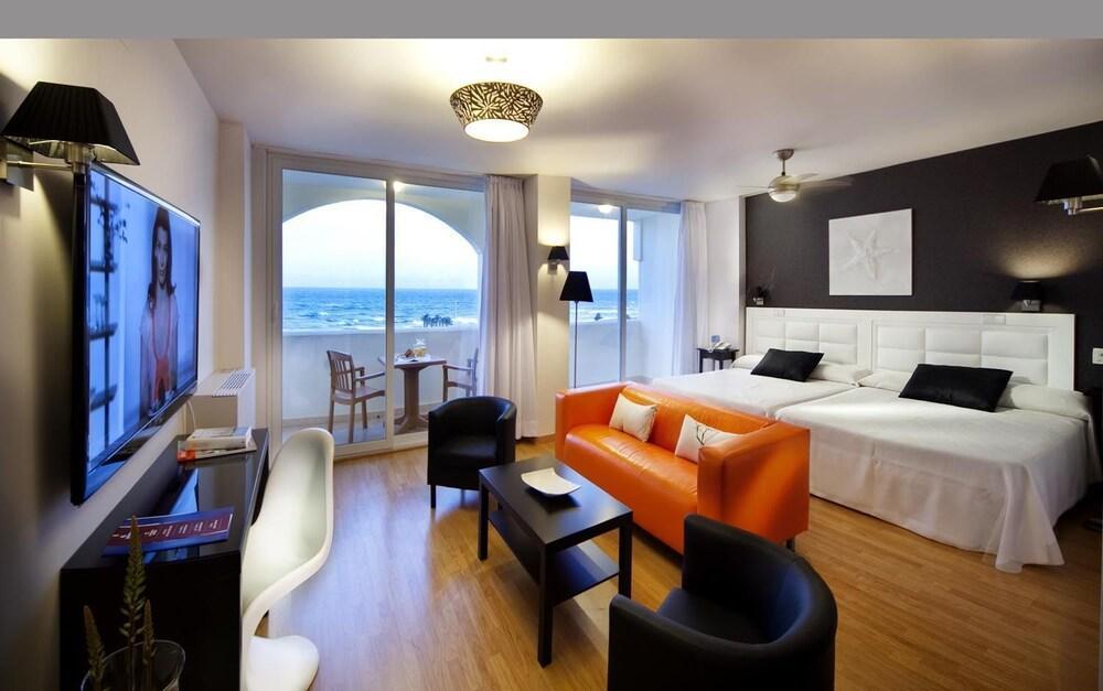 Resort Evenia Zoraida Garden 4*