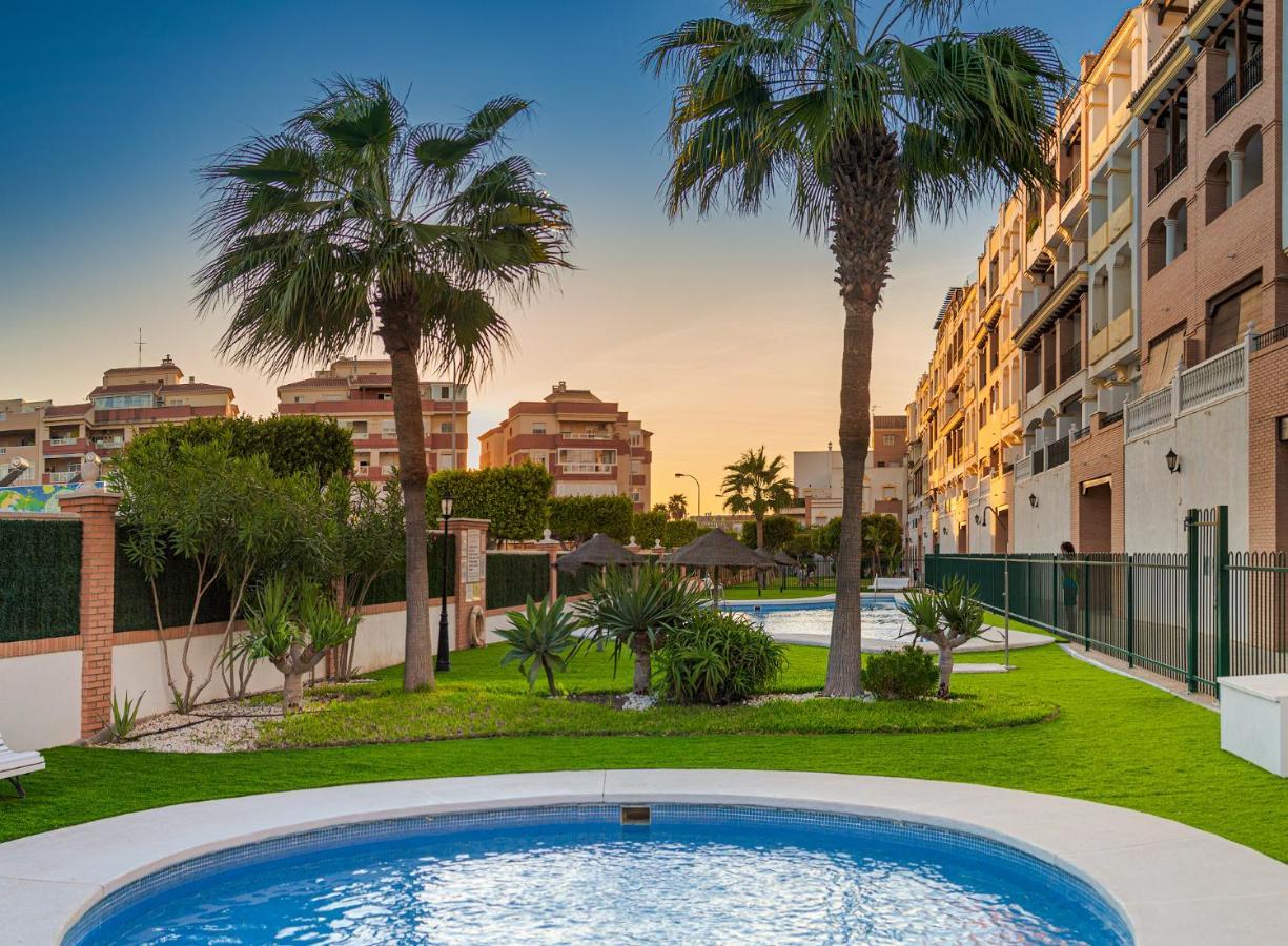2 En La Mejor Zona De Roquetas Apartamento *